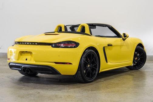 2023 Porsche 718 Boxster S