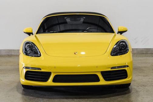 2023 Porsche 718 Boxster S