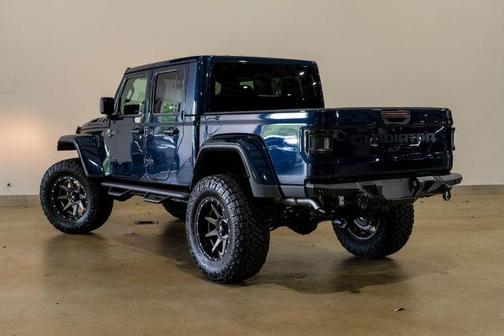 2025 Jeep Gladiator Nighthawk