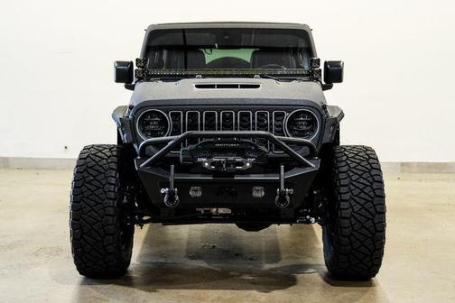 Black Clearcoat 2025 Jeep Wrangler Rubicon 392