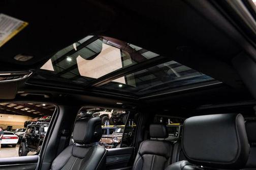 2022 Jeep Wagoneer Series I Obsidian 4x4