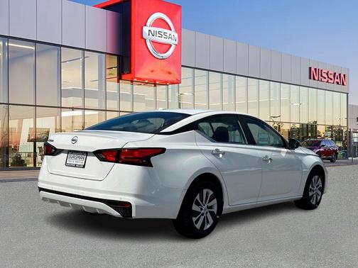 2025 Nissan Altima S FWD