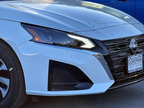 2025 Nissan Altima S FWD