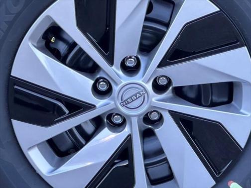 2025 Nissan Altima S FWD