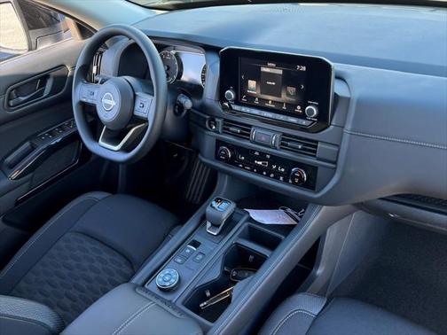 2025 Nissan Pathfinder S 4WD