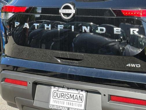 2025 Nissan Pathfinder S 4WD