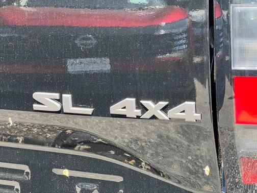 2025 Nissan Frontier SL