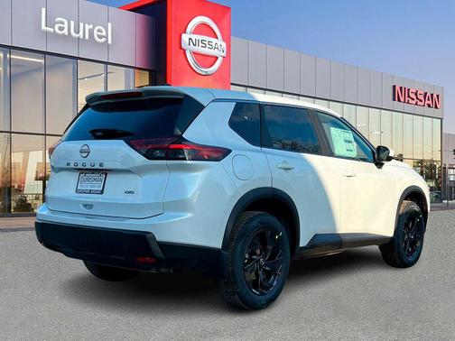 2026 Nissan Rogue SV
