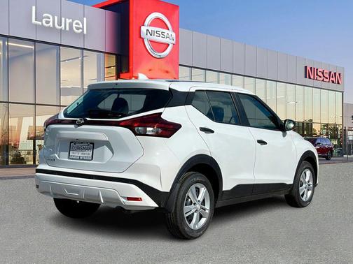 2025 Nissan Kicks S