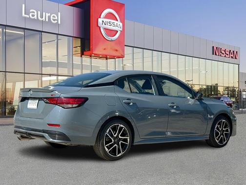 2025 Nissan Sentra SR