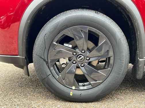 Scarlet 2026 Nissan Rogue SV