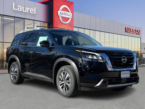 2025 Nissan Pathfinder SL 4WD