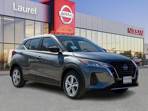 2025 Nissan Kicks S