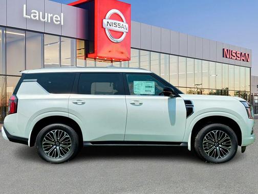 2025 Nissan Armada SL 4WD