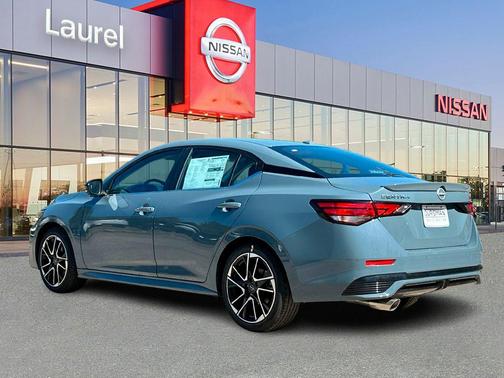 2025 Nissan Sentra SR