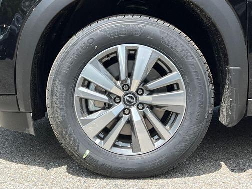 Super Black 2026 Nissan Pathfinder SL