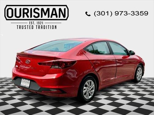 2019 Hyundai ELANTRA SE