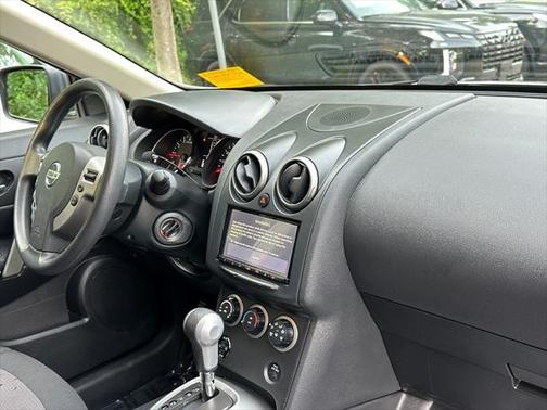 2011 Nissan Rogue SV