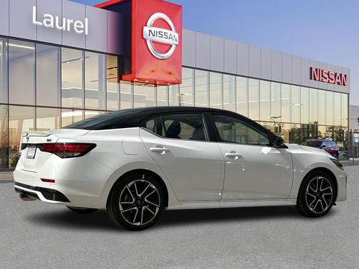2025 Nissan Sentra SR