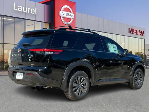 2025 Nissan Pathfinder SV 4WD