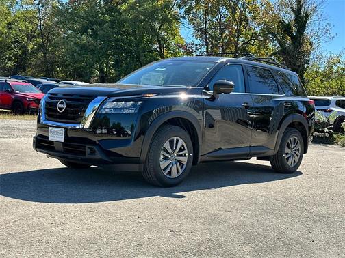 2025 Nissan Pathfinder SV 4WD