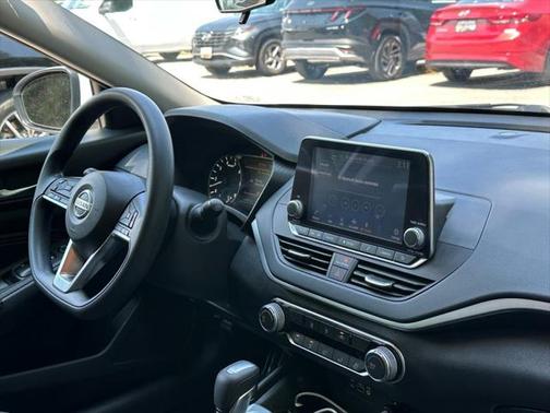 2020 Nissan Altima S FWD
