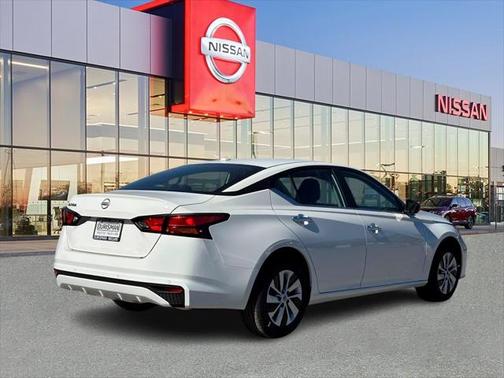 2025 Nissan Altima S FWD