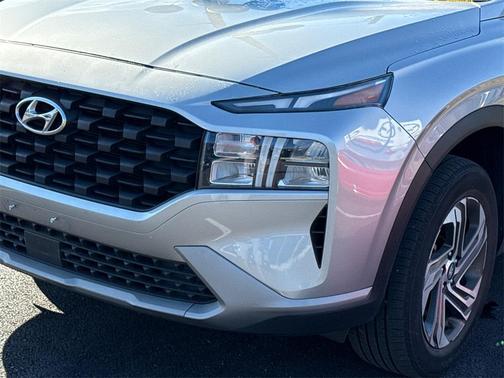 2021 Hyundai SANTA FE SE