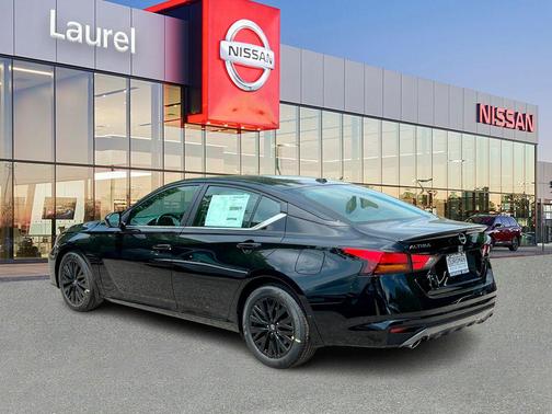 Super Black 2026 Nissan Altima 2.5 SV