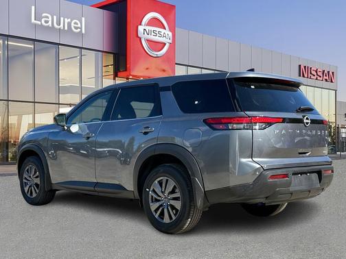 2025 Nissan Pathfinder S 4WD