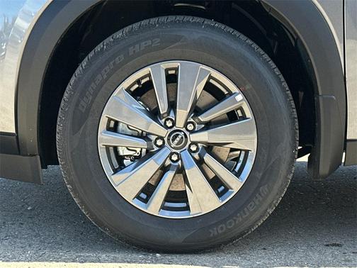 2025 Nissan Pathfinder S 4WD