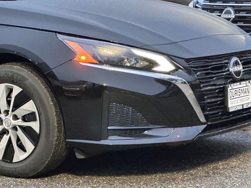 2025 Nissan Altima S FWD