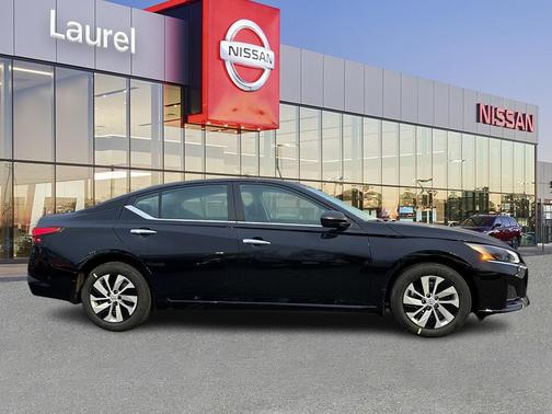 2025 Nissan Altima S FWD