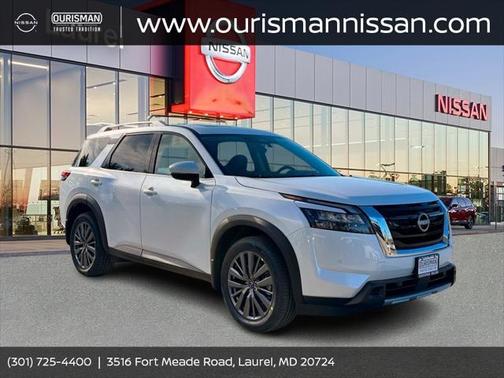 2025 Nissan Pathfinder SL 4WD