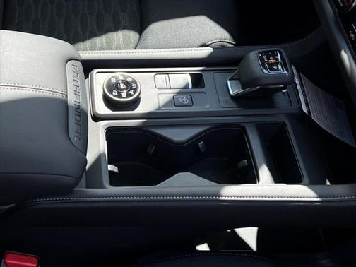 2025 Nissan Pathfinder S 4WD