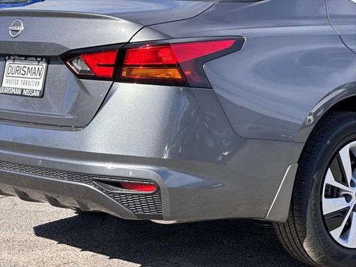 2025 Nissan Altima S FWD