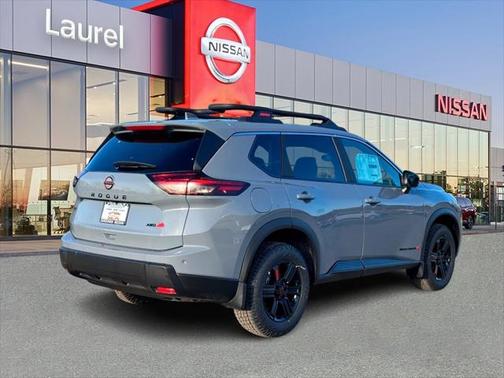2025 Nissan Rogue Rock Creek