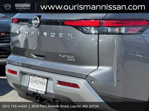 2025 Nissan Pathfinder Platinum 4WD