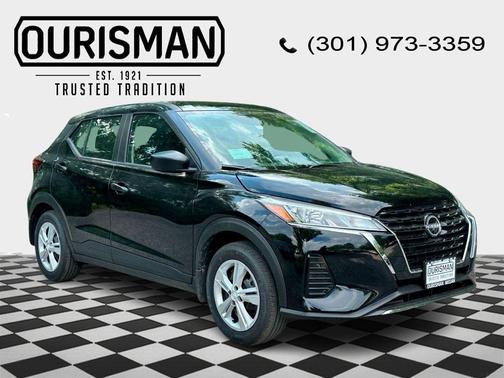 2025 Nissan Kicks S