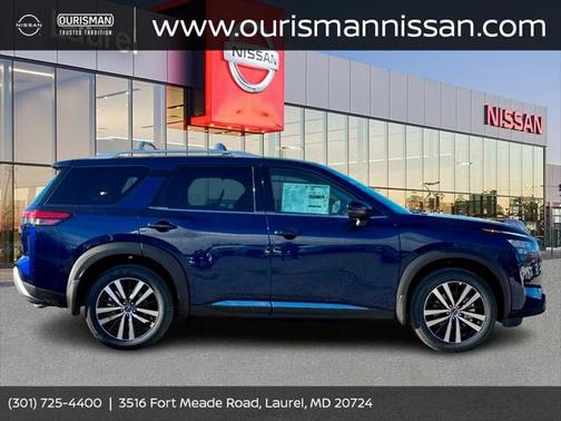 2025 Nissan Pathfinder Platinum 4WD