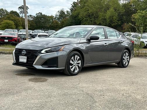 2025 Nissan Altima S FWD