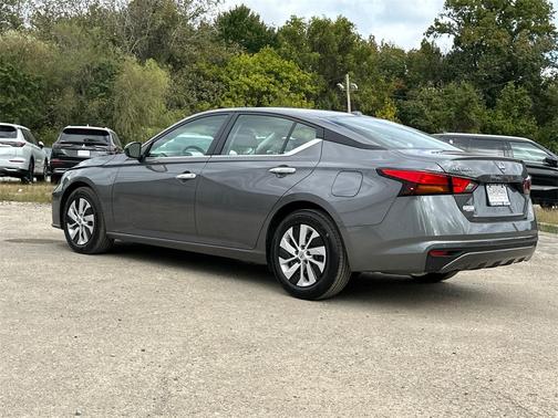 2025 Nissan Altima S FWD