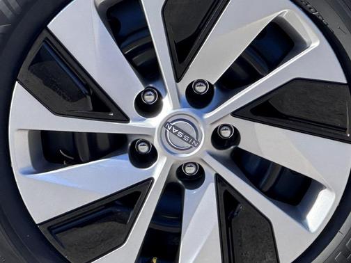 2025 Nissan Altima S FWD