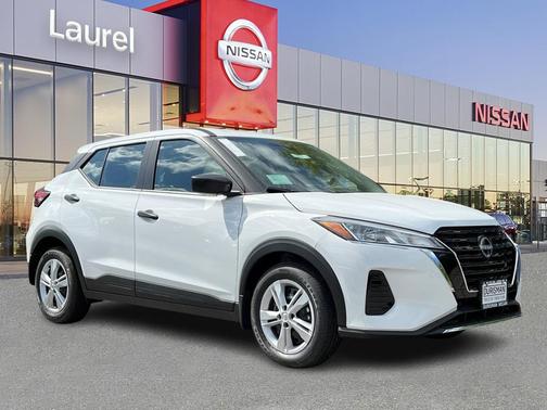 2025 Nissan Kicks S