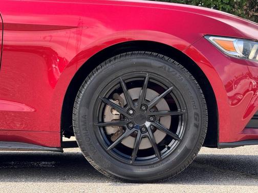 2017 Ford Mustang V6