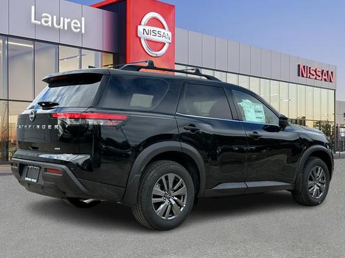2025 Nissan Pathfinder SV 4WD