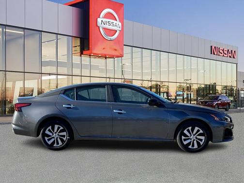2025 Nissan Altima S FWD
