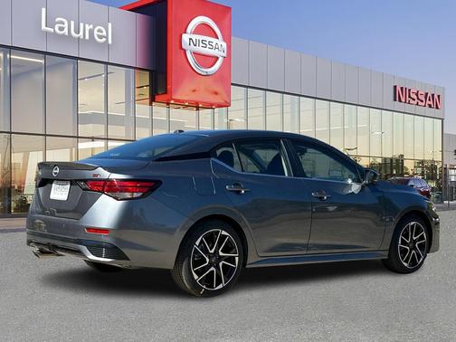 2025 Nissan Sentra SR