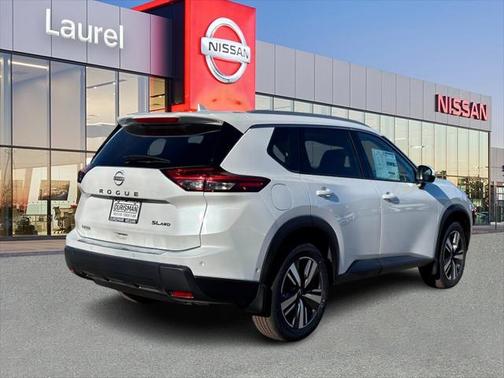 2025 Nissan Rogue SL