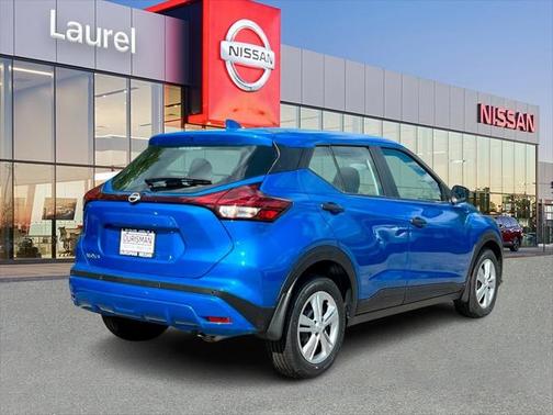 2025 Nissan Kicks S